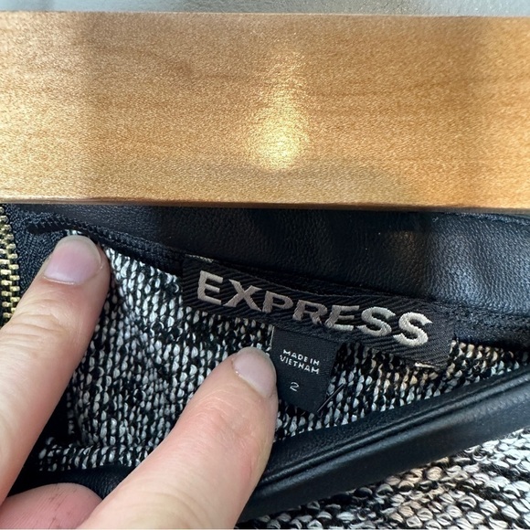 Express tweed mini skirt - Picture 5 of 8